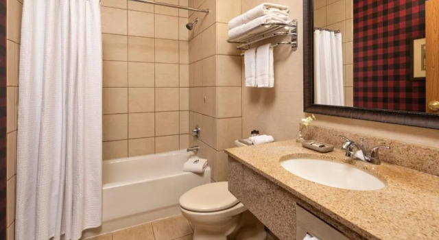Suite bantr Grand Hotel Wausau - Rothschild