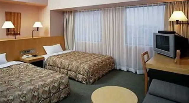 Hotel Com's Osaka, Забронировать Отель Сакаи Осака, рядом с Shangri-La