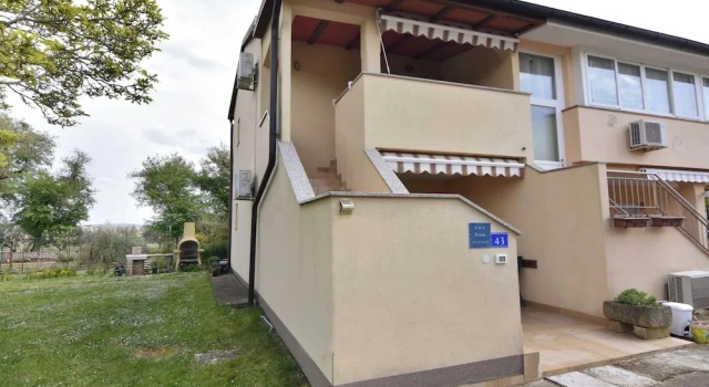 Cozy and Practical Studio in Šćavonija, Забронировать Апартаменты/квартира Апартаменты Мурине, Апартаменты/квартира