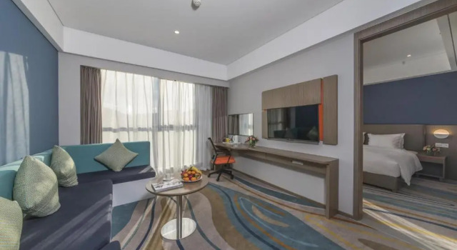 Люкс Holiday Inn Express - Xichang City Center by IHG