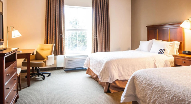 Четырёхместный номер Standard Hampton Inn South Kingstown - Newport Area