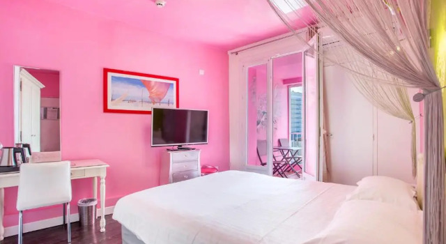Номер Privilege Hôtel Arc en Ciel et SPA Les Sables dOlonne