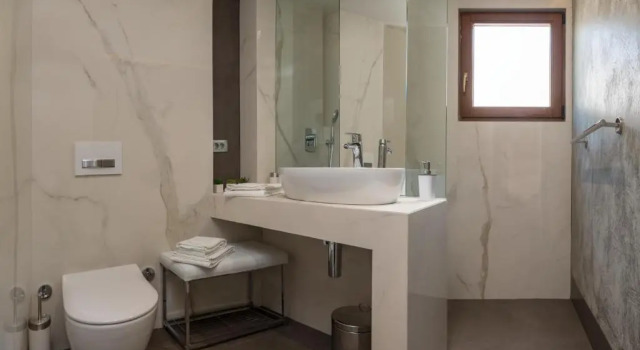 Вилла Deluxe Luxury Villa Godi Star with private heated pool, staff - concierge service