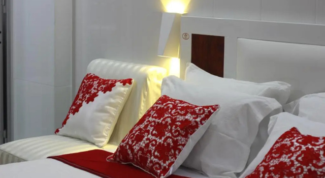 Номер Standard QUANG SAIGON Hotel- 40-7 Bùi Viện-Walking street