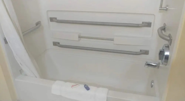 Номер Standard Coldwater Inn & Suites near I 69