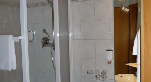 Номер Standard Hotel-Gasthaus Steiger
