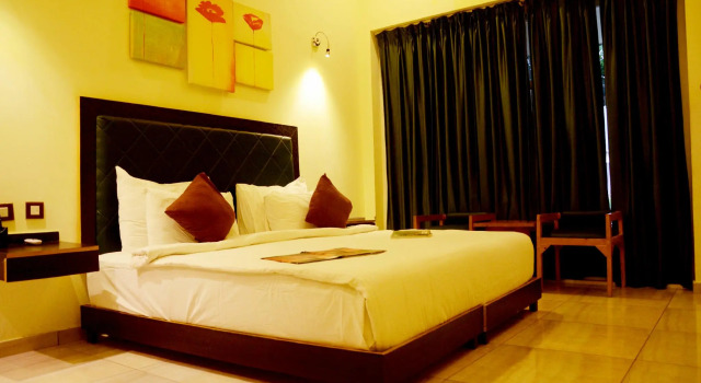 LaTigre Resort, Boek Resort Marchula 