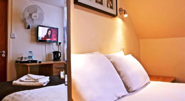 Двухместный номер Standard Central Hotel Golders Green