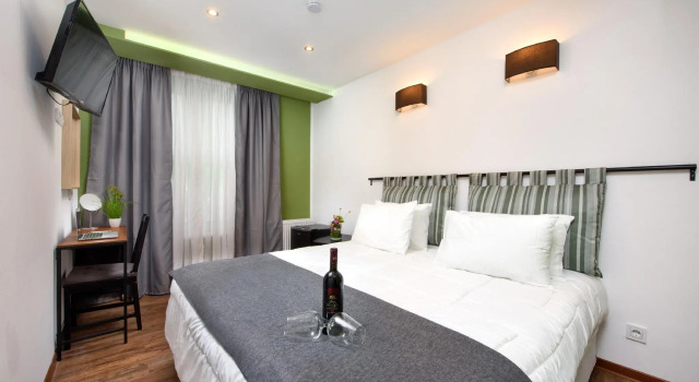 Hotelroom In Berlin n3 Prenzlauer Berg New, Varaa Hotelli Prenzlauer Berg Berliini, lähellä Helmholtzplatz