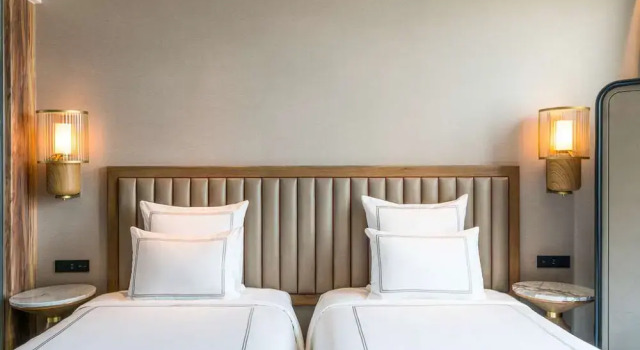 Номер Standard Swissôtel Jakarta PIK Avenue