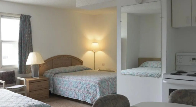 Полулюкс Sun-Dek Motel