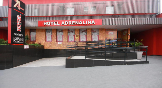 Adrenalina Hotel