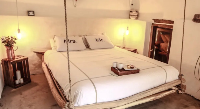 Coco Barn Wood Lodge, Rezerwuj Hotel Hotele w Angresse z parkingiem, Parking