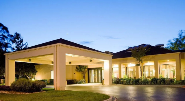 Courtyard San Francisco Airport, Забронировать Отель Отели Сан-Бруно с завтраком, Завтраки