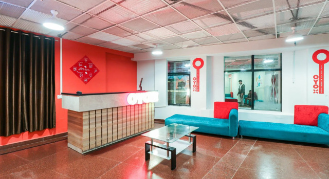 OYO X 879 Richmond Residency