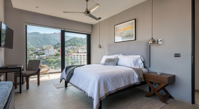 Sail View-709 Spacious Condo Romantic Zone Ocean Views, Book Hotel Puerto Vallarta Jalisco