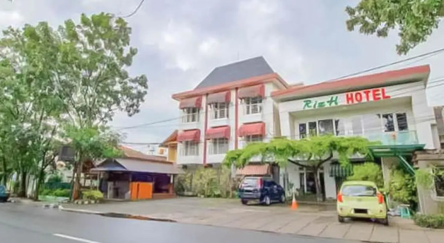 Rizh Garden Family Hotel