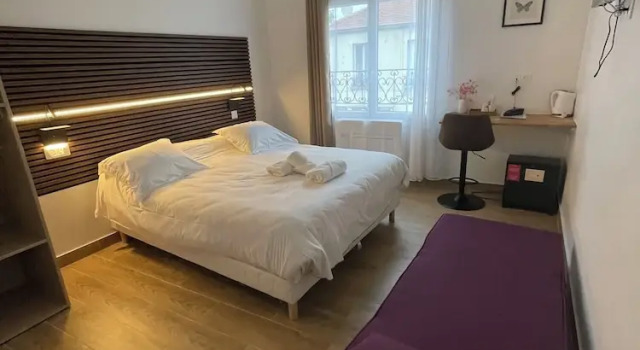 Трёхместный номер Comfort hotel du parc canal