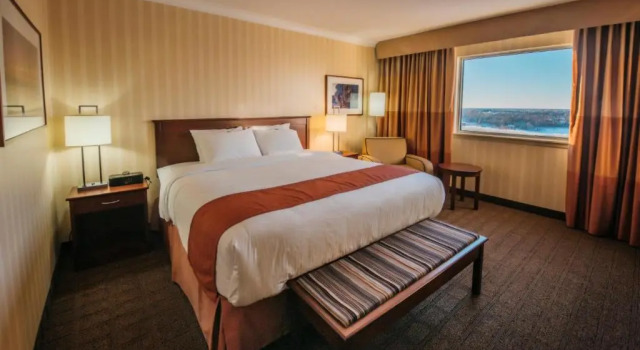 Номер Superior The Explorer Hotel
