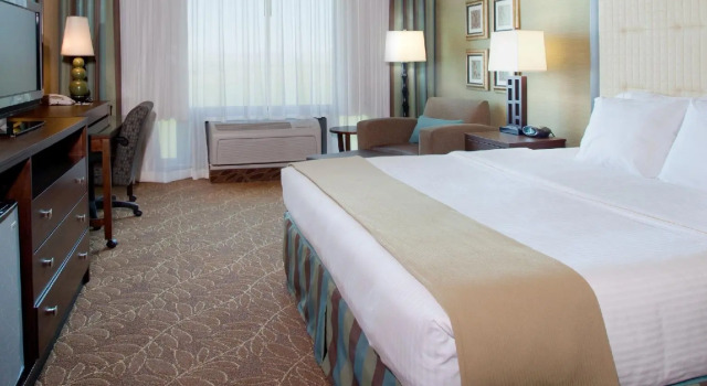 Двухместный номер Standard Holiday Inn Express & Suites Logan by IHG