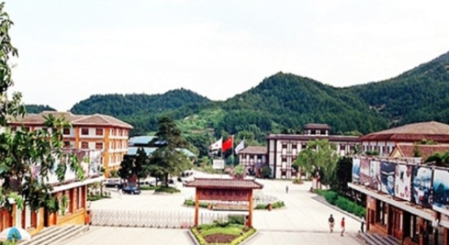 Jiangxi Tianmu Lushan Hot Spring Resort Area, Rezervovat Lázně / Resort Hotely v Lushan s bazénem, Bazén