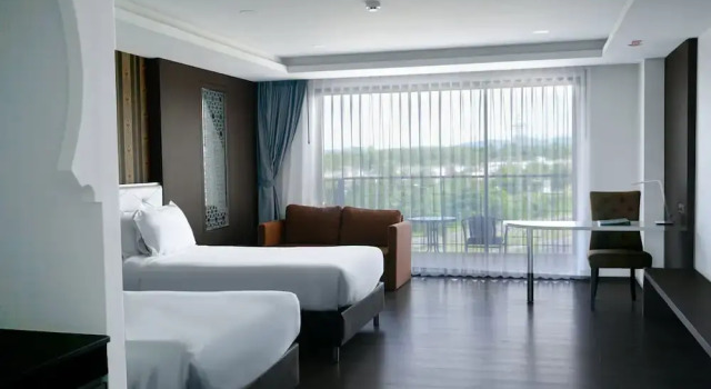 Двухместный номер Deluxe с балконом Alfahad Hotel