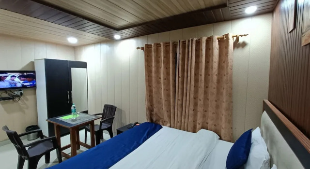 Номер Standard Crystal LakeView Homestay