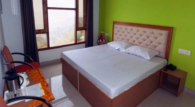 Goroomgo Divine Hills Shimla
