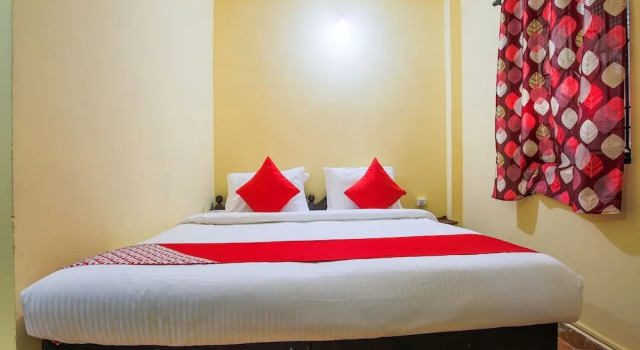 OYO 22418 Frank Rooms, Prenota Hotel Baga 