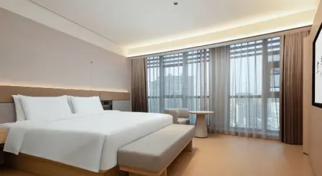 Deluxe Suite JI Hotel