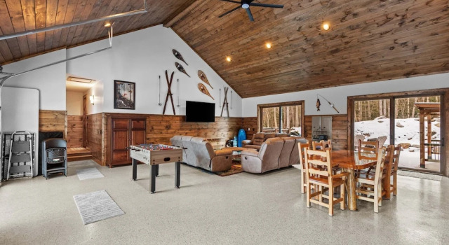 The Cabins on Buckeye Creek at Eagles Nest