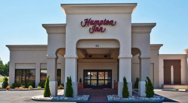 Кровать в общем номере Hampton Inn Blytheville