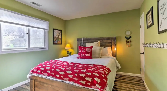 Апартаменты Mountain Creek Condo w/ Grill: Walk to Lifts!