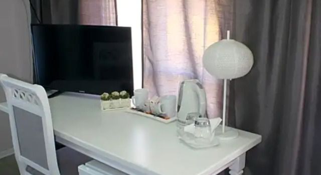 Номер Standard Rose Garden Hotel