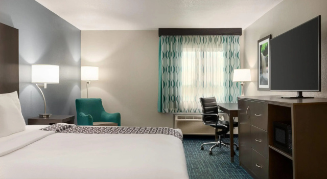 Номер Standard La Quinta Inn & Suites by Wyndham Peru Starved Rock St Park