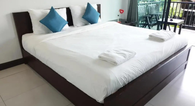 The Nidhra Boutique Resort, Забронировать Отель Ко-Пханган Сураттхани, рядом с Пешеходная улица Тонгсала