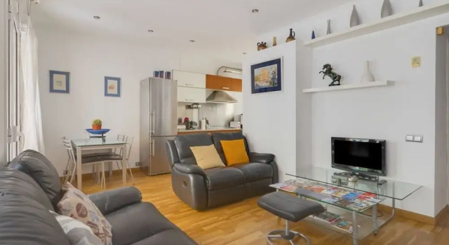 Lovely 1bed Close to Park Guell - Tube 5 min Walk, Забронировать Отель Отели Барселоны 3 звезды, рядом с Госпиталь Кирон Барселона, 3*