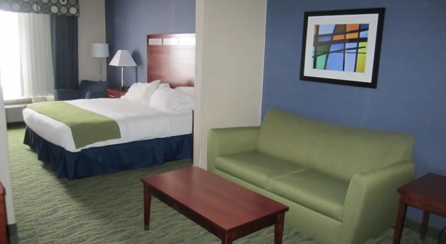 Двухместный люкс Holiday Inn Express Hotel & Suites DuBois by IHG