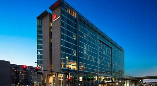 Люкс Omaha Marriott Downtown at the Capitol District