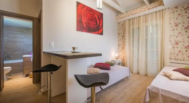 Семейный люкс c 1 комнатой Aeolos Boutique Hotel & Suites