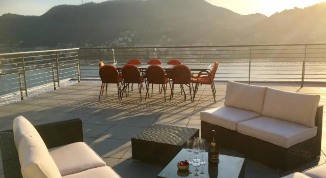Apartment Executive Penthouse Como Condo