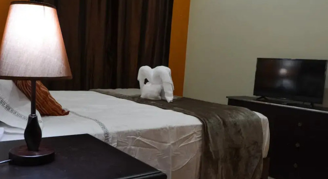 Aparthotel Portal del Merendon, Reservar Hotel Hotéis em Cortés com piscina, Piscina