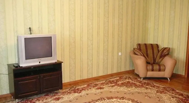 Apartment on Kholodilnaya 138, Book Apartment Hotels in Tyumen Region with Parking, Parking