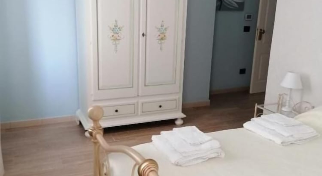 Двухместный номер Superior с видом на сад B&B VILLA PREZIOSA LAGO MAGGIORE