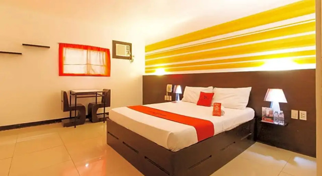 Номер Superior RedDoorz @ EL Runway Hotel Bulacan