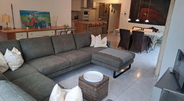 Central Apartment Near the Beach
