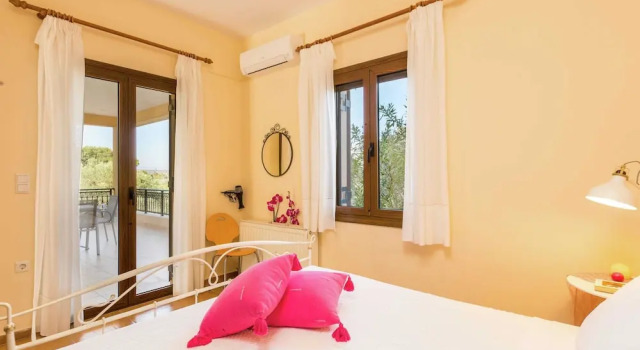 Spacious Apartment in Prines near Sea, Забронировать Апартаменты/квартира Аципопуло Центральный Крит