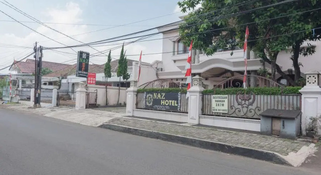 RedDoorz Plus @ NAZ Hotel Bogor, Rezerwuj Hotel Hotele w Bogor z parkingiem, w pobliżu Kujang Monument, Parking
