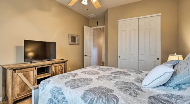 11 Mi to Phoenix Raceway: Luxury Sonoran Oasis!, Забронировать Дом для отпуска Гудиер 