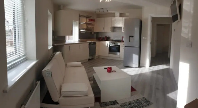 3 En-suite Bed Luxury Accommodation,Nr Warwick Uni